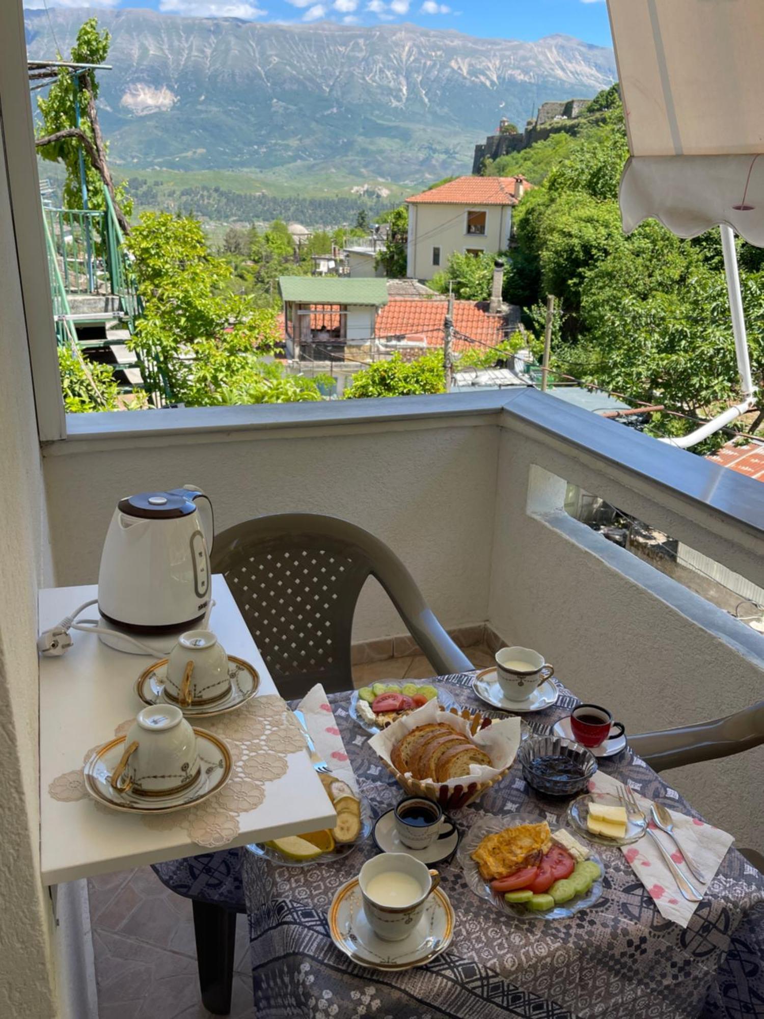 Latifi * Gjirokastër
